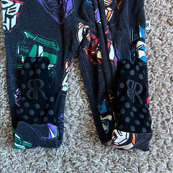 Bums & Roses - Transformer - Picture 2 of 3